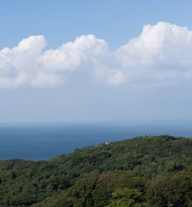世界遺産の山を歩く — 御嶽山と大島一周トレッキング